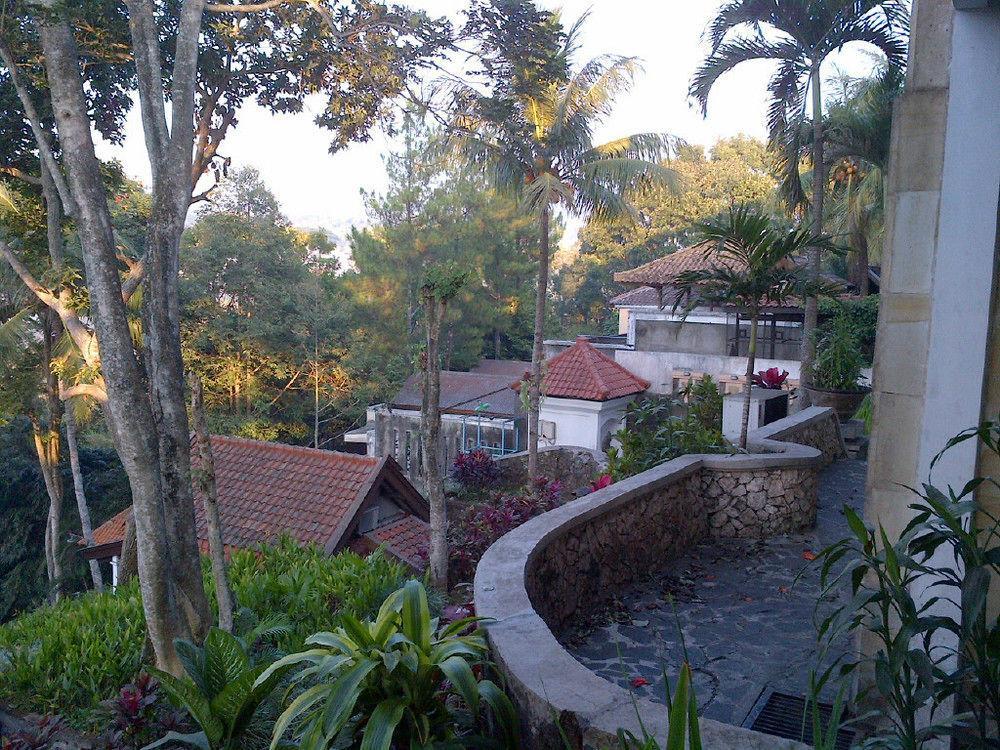 Hotel Tidar Malang Exterior foto